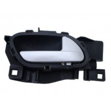 MANETA DE PUERTA DELANTERA/TRASERA INTERIOR PLATEADA