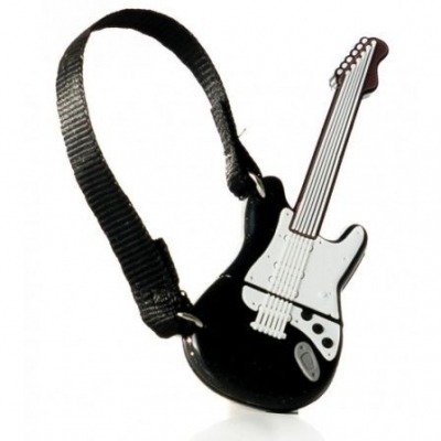 PENDRIVE TECH ONE TECH GUITARRA BLACK AND WHITE ONE 32GB - USB 2.0
