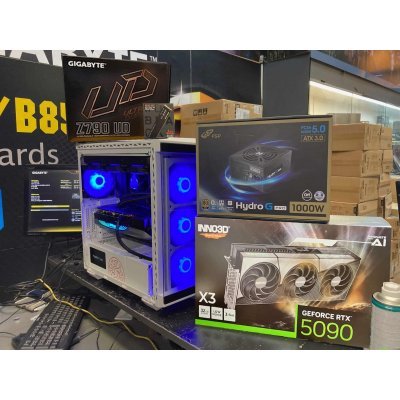 PC DISEÑO MODULAR I9 14900KF RTX 5090 64GB 1TB NVME