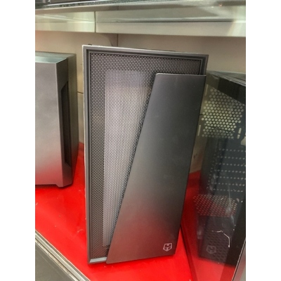 Caja Atx Nox Hummer Blaster