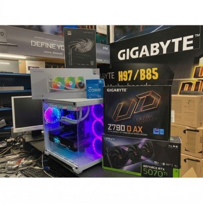 PC PROFESIONAL i5 12600KF RTX 5070TI 16GB DDR5 1TB NVME