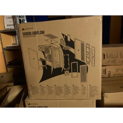 Caja E-Atx Corsair 5000D Airflow