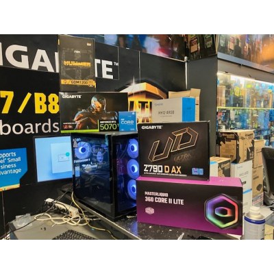 PC GAMER I5 12600KF 32GB RTX 5070TI 1TB NVME