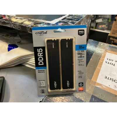 Kit 2xDimm Crucial Pro 16GB DDR5 6000Mhz CP2K16G60C48U5