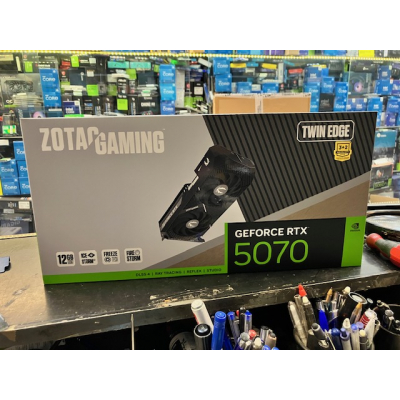 Tarjta Gráfica Zotac RTX 5070 12GB GDDR7 Twin Edge DLSS4
