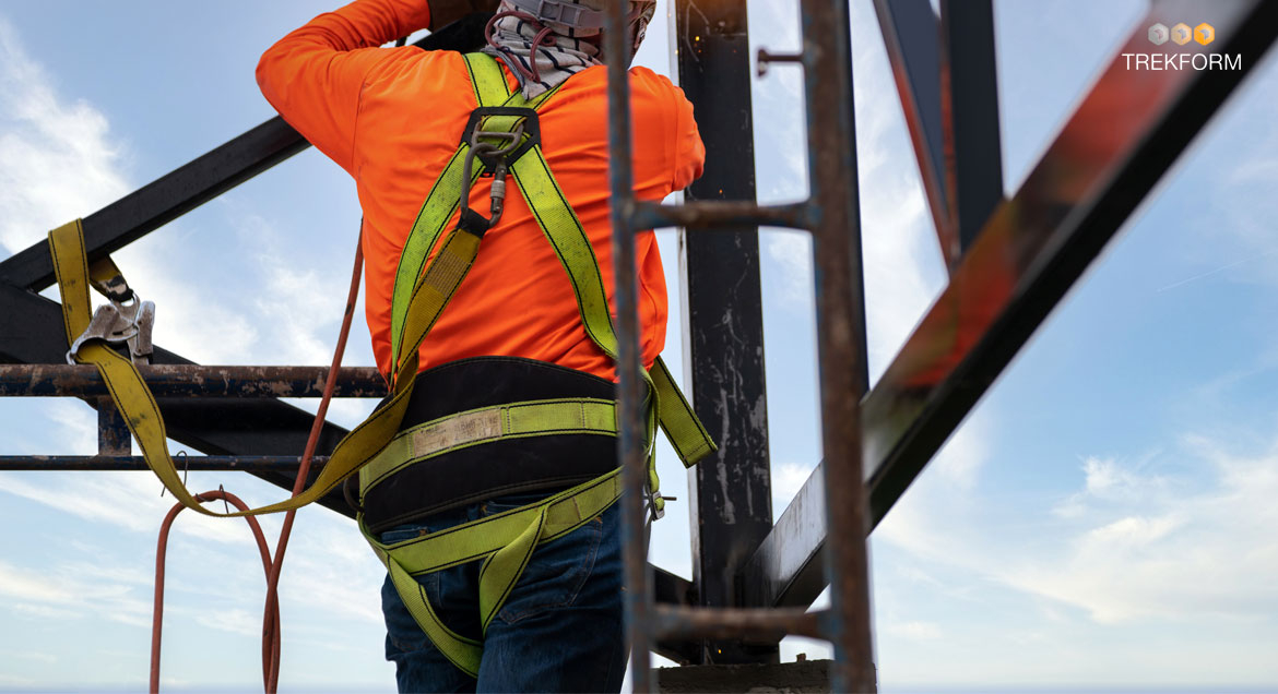 Errores comunes al trabajar en altura y cómo evitarlos