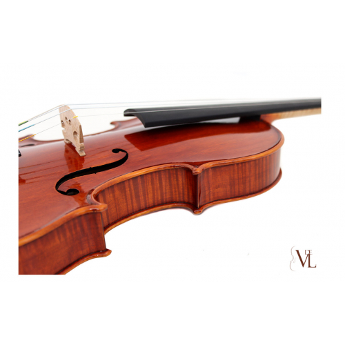 Violin Stradivari